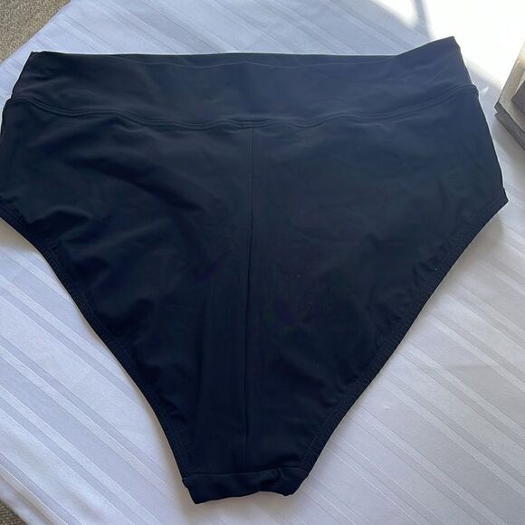 Skinny Dippers Black Swim Bottoms - XL - Picture 2 of 5